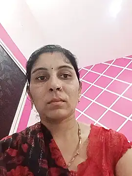 Snapshot of Hot_ree85 chatting on June 25, 3:50 am Hot ree85 online show from June 25, 3:50 am