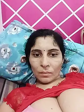 Snapshot of Hot_ree85 chatting on June 27, 3:55 am Hot ree85 online show from June 27, 3:55 am