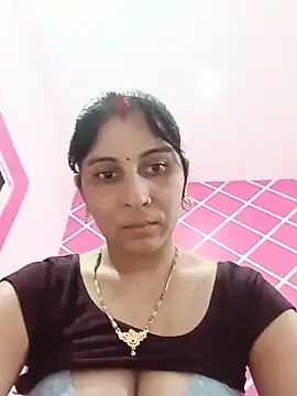 Snapshot of Hot_ree85 chatting on July 8, 6:07 am Hot ree85 online show from July 8, 6:07 am