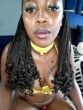 Snapshot of CocoButterxox chatting on March 12, 9:26 am CocoButterxox online show from March 12, 9:26 am