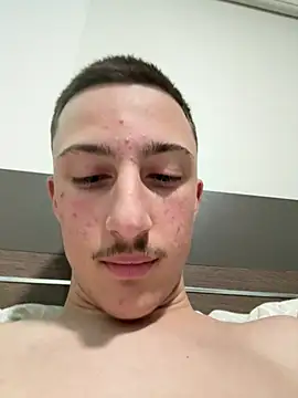 chrisst32 online show from February 5, 5:17 pm