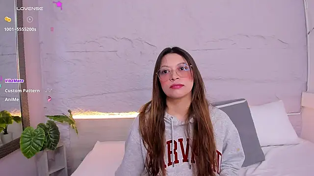 lanna 18  online show from February 20, 11:43 am