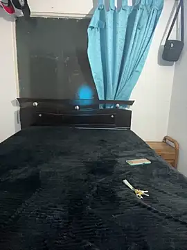 Snapshot of Eve_Ritz chatting on February 3, 3:37 am Eve Ritz online show from February 3, 3:37 am