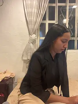 Snapshot of Eve_Ritz chatting on February 10, 4:05 am Eve Ritz online show from February 10, 4:05 am