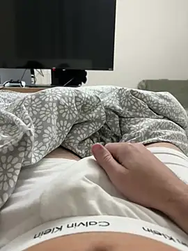 Snapshot of hrnylad_55 chatting on March 2, 9:43 pm hrnylad 55 online show from March 2, 9:43 pm