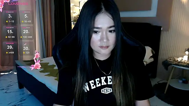 simplykhate online show from February 9, 12:58 am