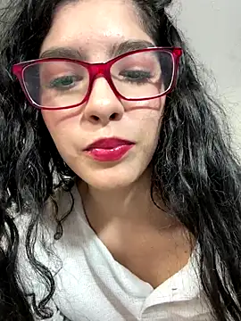 dani bela online show from January 8, 4:04 am