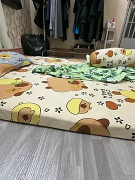 Snapshot of namhihi23 chatting on February 8, 10:40 am namhihi23 online show from February 8, 10:40 am