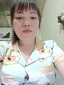 Snapshot of Sana-vn chatting on June 11, 3:21 pm Sana-vn online show from June 11, 3:21 pm