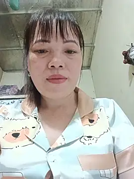 Snapshot of Sana-vn chatting on June 12, 3:27 am Sana-vn online show from June 12, 3:27 am