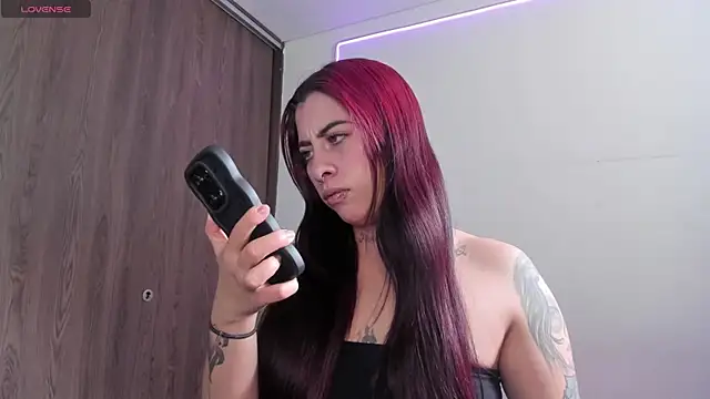 Snapshot of maazikeenx chatting on April 9, 12:54 pm maazikeenx online show from April 9, 12:54 pm