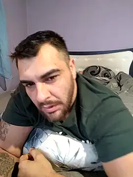 Snapshot of Attila98 chatting on February 9, 10:08 am Attila98 online show from February 9, 10:08 am