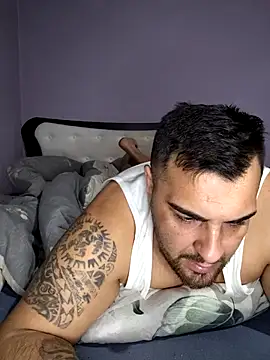 Snapshot of Attila98 chatting on February 16, 6:04 pm Attila98 online show from February 16, 6:04 pm