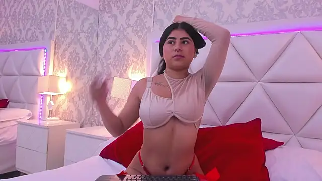 Snapshot of ScarletJons chatting on February 27, 7:47 pm ScarletJons online show from February 27, 7:47 pm