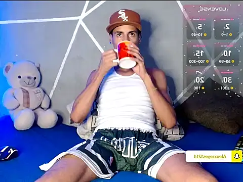 alexx 23cm online show from July 10, 8:33 pm