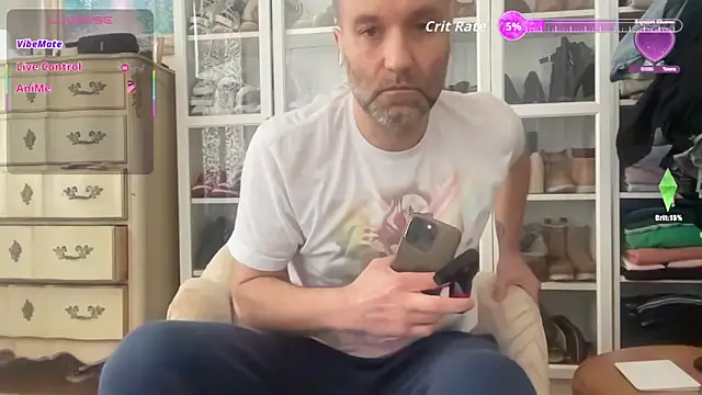 Snapshot of wolverinedream chatting on February 1, 5:22 pm wolverinedream online show from February 1, 5:22 pm