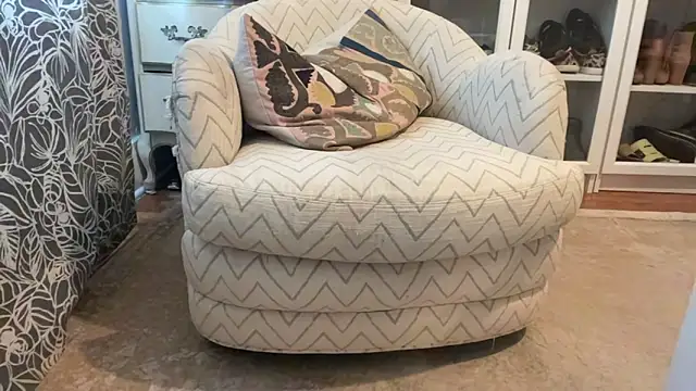 Snapshot of wolverinedream chatting on February 23, 10:29 pm wolverinedream online show from February 23, 10:29 pm