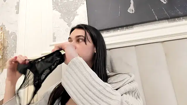 Judy  Hopps online show from March 6, 12:34 pm