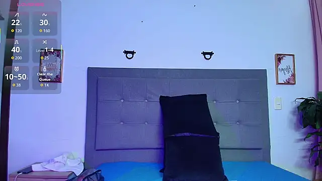 Snapshot of saray_reesee chatting on January 17, 8:01 pm saray reesee online show from January 17, 8:01 pm