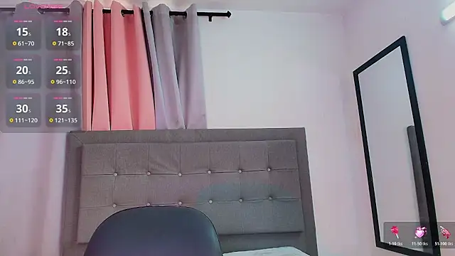 Snapshot of saray_reesee chatting on February 15, 6:59 pm saray reesee online show from February 15, 6:59 pm