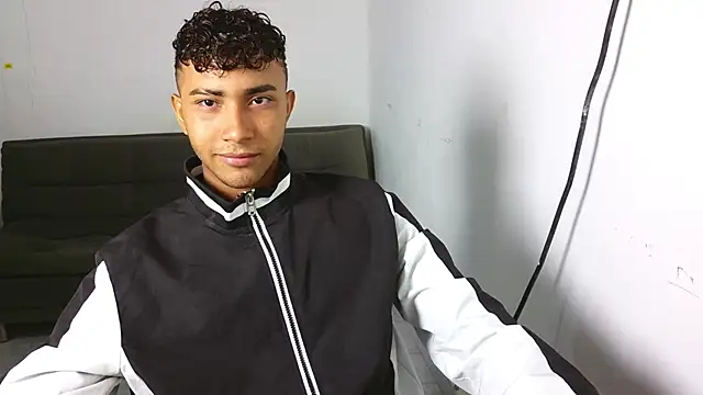 Snapshot of naugthy_boy88 chatting on April 13, 10:59 pm naugthy boy88 online show from April 13, 10:59 pm