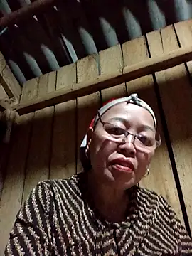 Agnes-baby online show from March 24, 12:10 pm