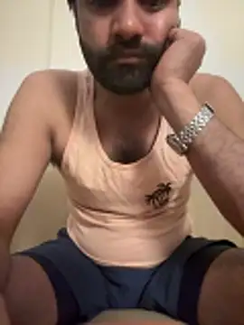 Snapshot of Rahil_94 chatting on April 2, 5:32 pm Rahil 94 online show from April 2, 5:32 pm