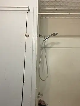 Snapshot of Tmoney369 chatting on April 7, 7:31 am Tmoney369 online show from April 7, 7:31 am