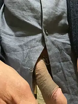 Snapshot of gigetto876 chatting on March 1, 11:45 am gigetto876 online show from March 1, 11:45 am