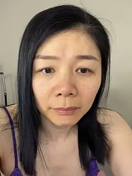 Snapshot of lukee666 chatting on February 27, 6:46 am lukee666 online show from February 27, 6:46 am