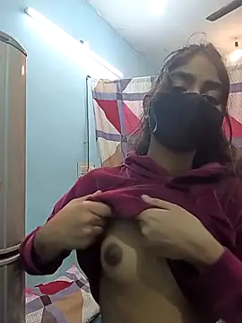 HotxMuskan online show from February 10, 9:57 am