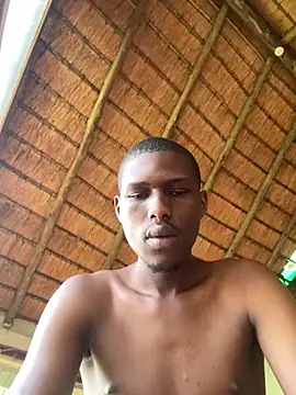 Snapshot of kwandero1234 chatting on February 1, 5:28 am kwandero1234 online show from February 1, 5:28 am