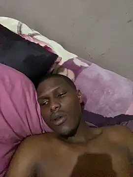 Snapshot of kwandero1234 chatting on February 2, 6:39 pm kwandero1234 online show from February 2, 6:39 pm