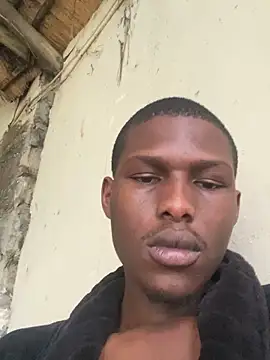 Snapshot of kwandero1234 chatting on February 7, 3:54 am kwandero1234 online show from February 7, 3:54 am