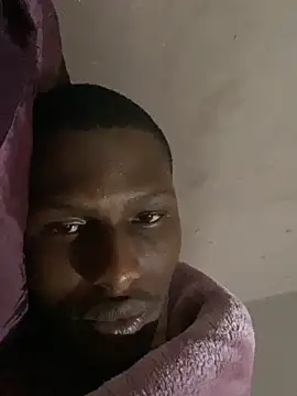 Snapshot of kwandero1234 chatting on February 8, 12:14 am kwandero1234 online show from February 8, 12:14 am