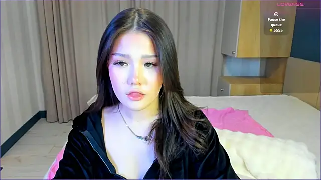 isaxin online show from January 12, 1:16 pm