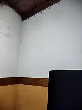 Nanucurlyxx online show from April 14, 4:02 pm