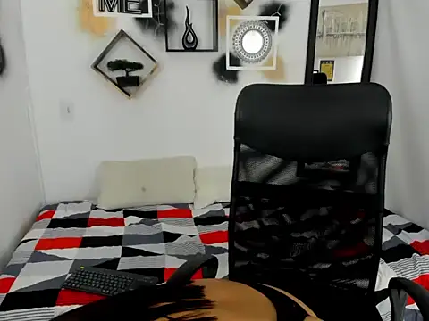 Yuleimys rosse online show from January 14, 2:50 am