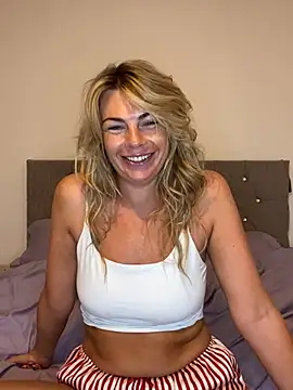 Scarlett the girlnextdoor online show from July 26, 5:59 am