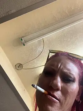 Snapshot of ViironiikaHostiile chatting on March 1, 3:47 pm ViironiikaHostiile online show from March 1, 3:47 pm