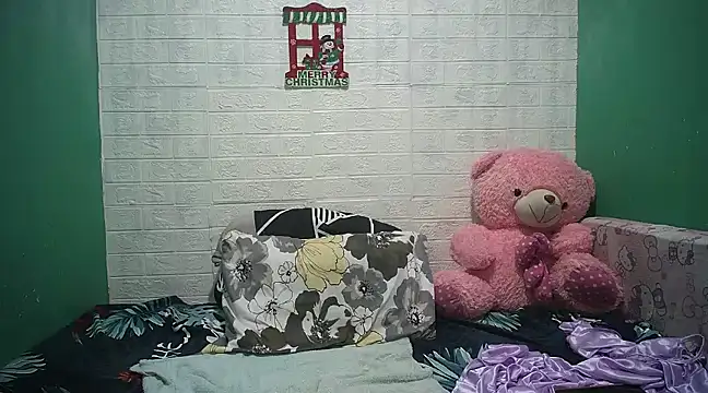 amazingpinay online show from December 28, 7:11 am