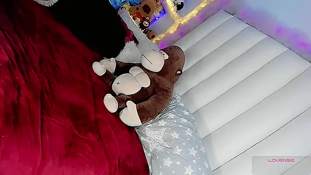 Snapshot of estefany_xdd chatting on January 18, 1:04 pm estefany xdd online show from January 18, 1:04 pm