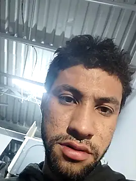 AlejandreBy online show from March 28, 2:44 am