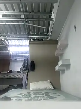 AlejandreBy online show from March 30, 4:13 am