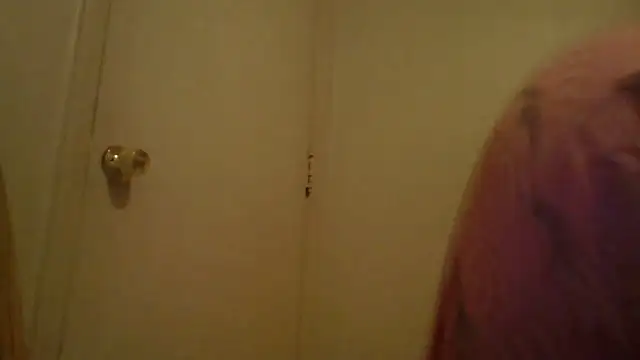 KellyKardashian online show from February 21, 12:22 am