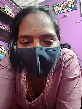 Tamil Hot Divya online show from February 20, 9:10 am