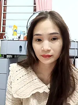 Snapshot of cupboard-1 chatting on January 12, 12:54 pm cupboard-1 online show from January 12, 12:54 pm