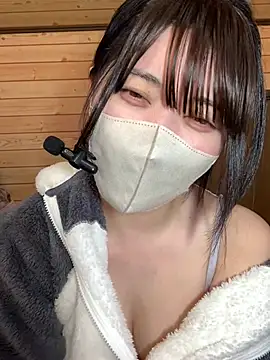 minami room online show from February 3, 6:40 am