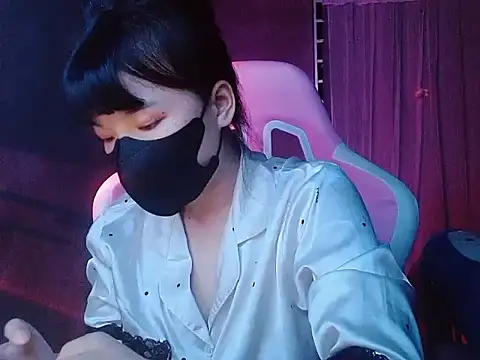 Snapshot of -Tamy- chatting on February 28, 3:13 pm -Tamy- online show from February 28, 3:13 pm