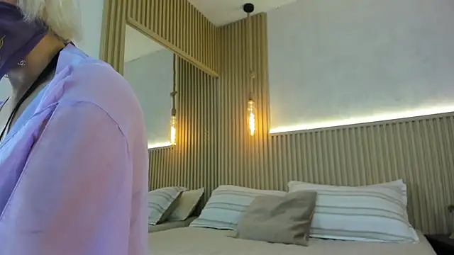 Mar-Tafur online show from January 7, 1:35 pm